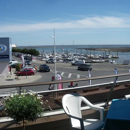 Les Huniers Διαμέρισμα *